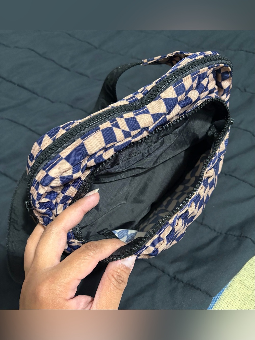 Baggu Fanny pack in Trippy Checkered - Picture 3 of 6
